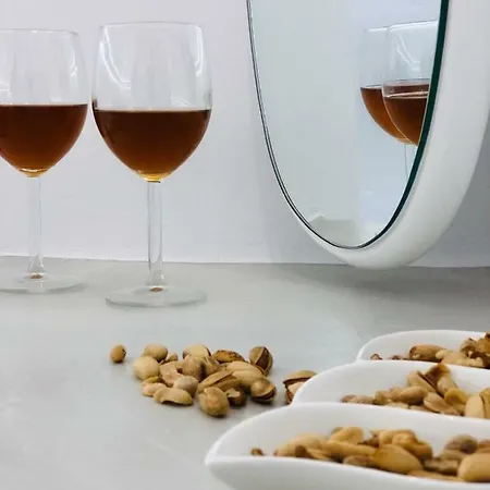 Marann Cave * Akrotírion