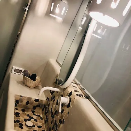 Marann Cave Appartamento Akrotírion