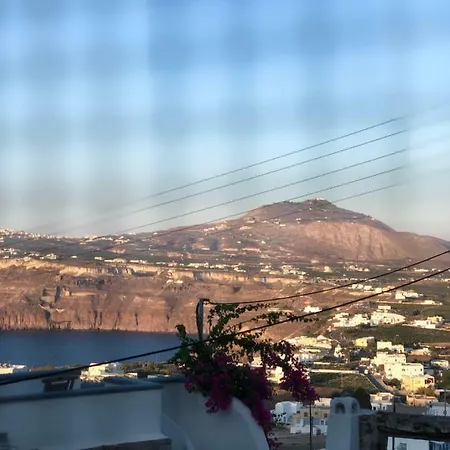 Marann Cave * Akrotírion