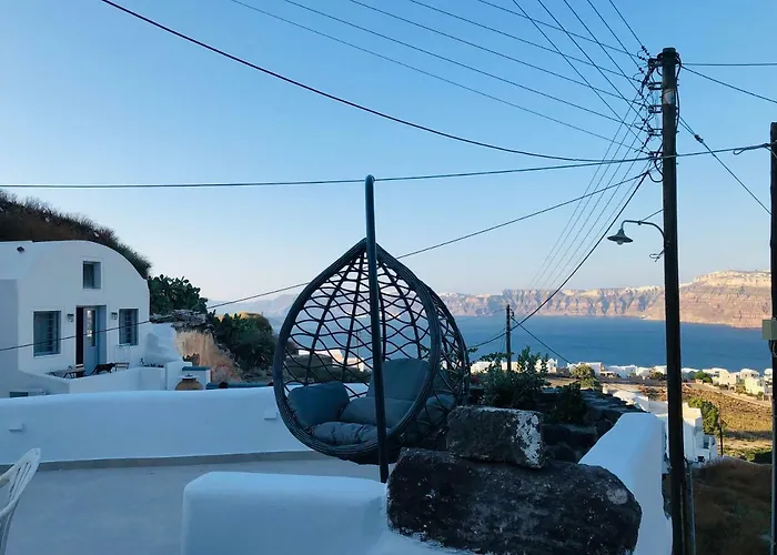 Marann Cave * Akrotiri (Santorini)